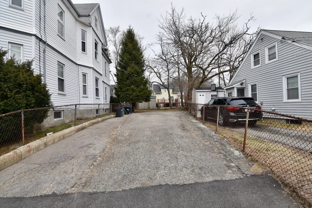 66 French St, Quincy