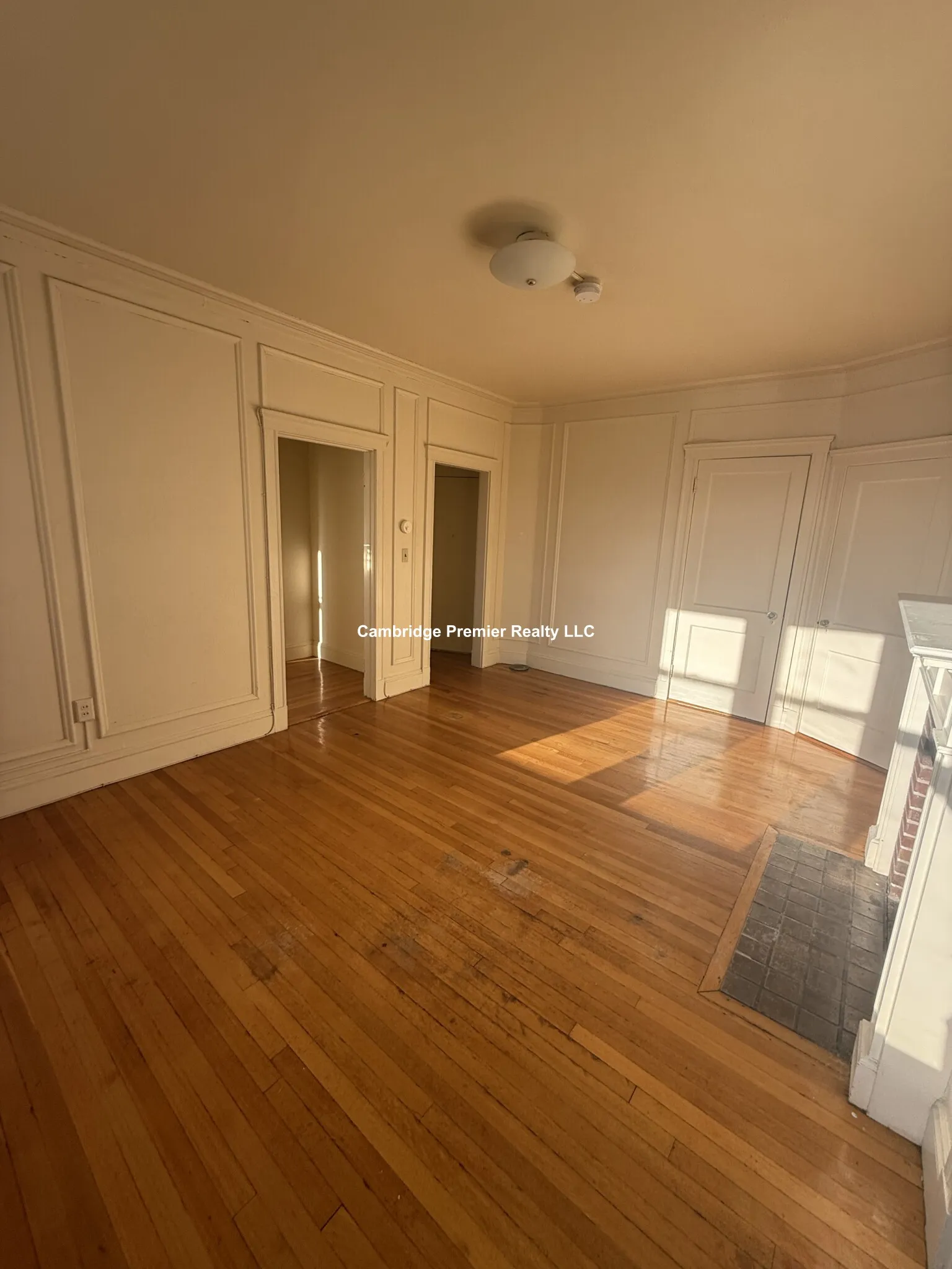 19 Garden St, Neighborhood Nine