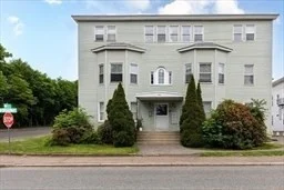 125 High St, North Attleboro