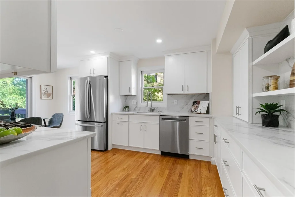 29 Cottage St, Newton Upper Falls