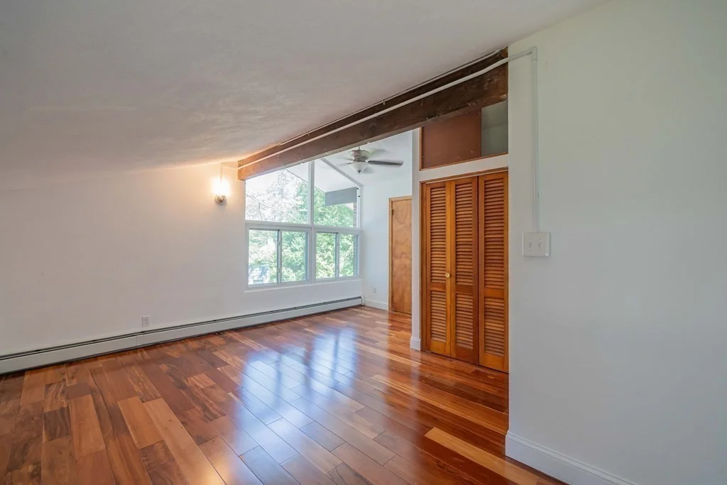 16 Foster Rd, Lexington