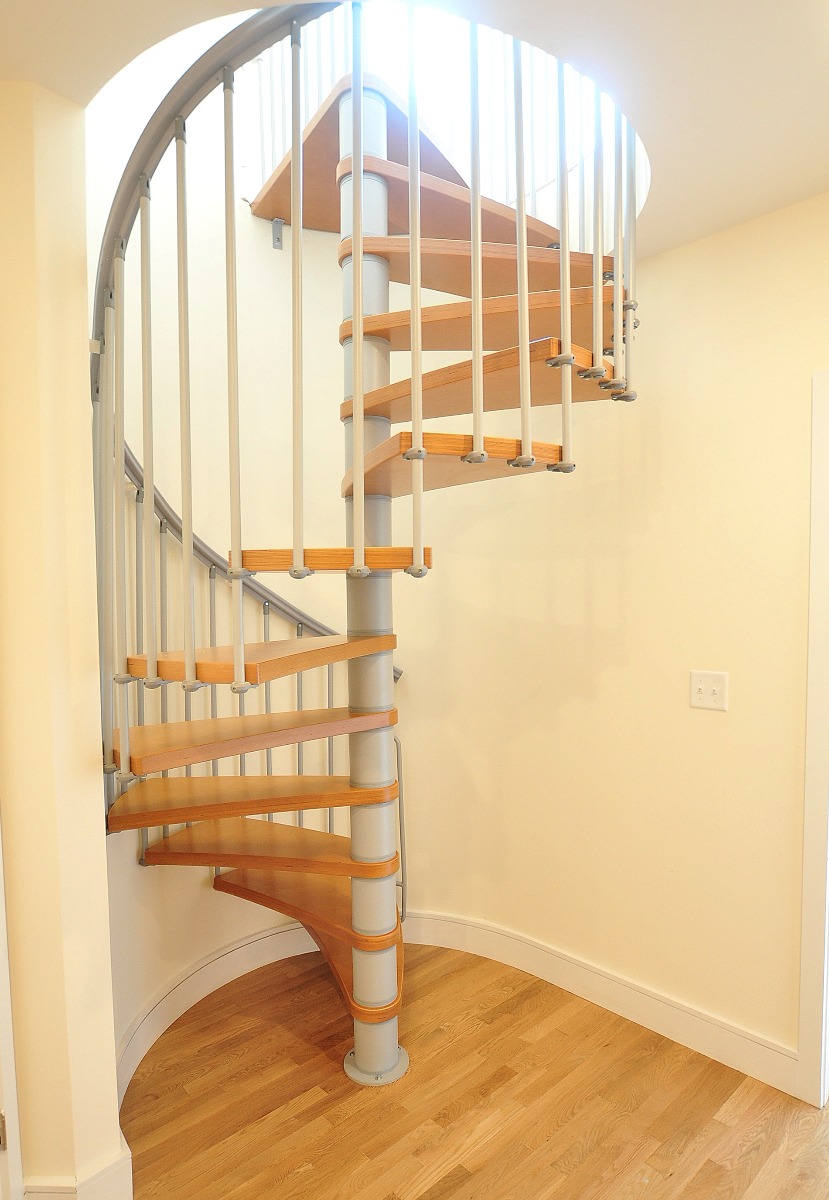 877 Beacon St, Fenway