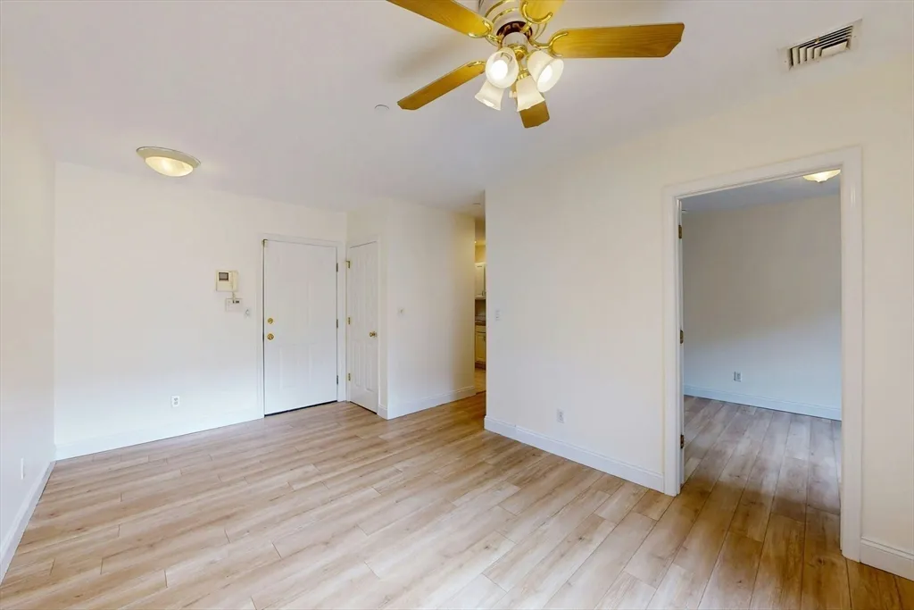 111 West 8th St, South Boston