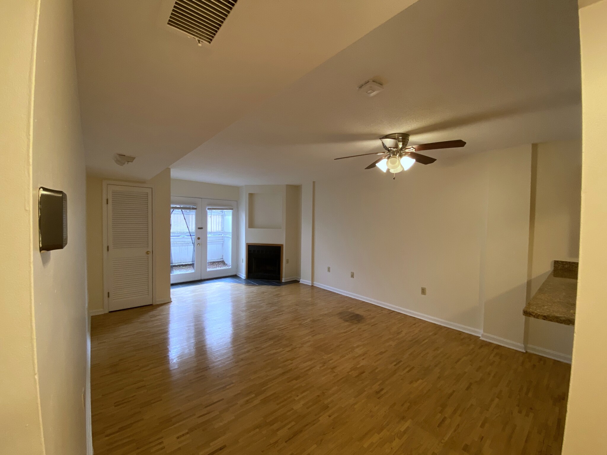 345 Franklin St, Riverside