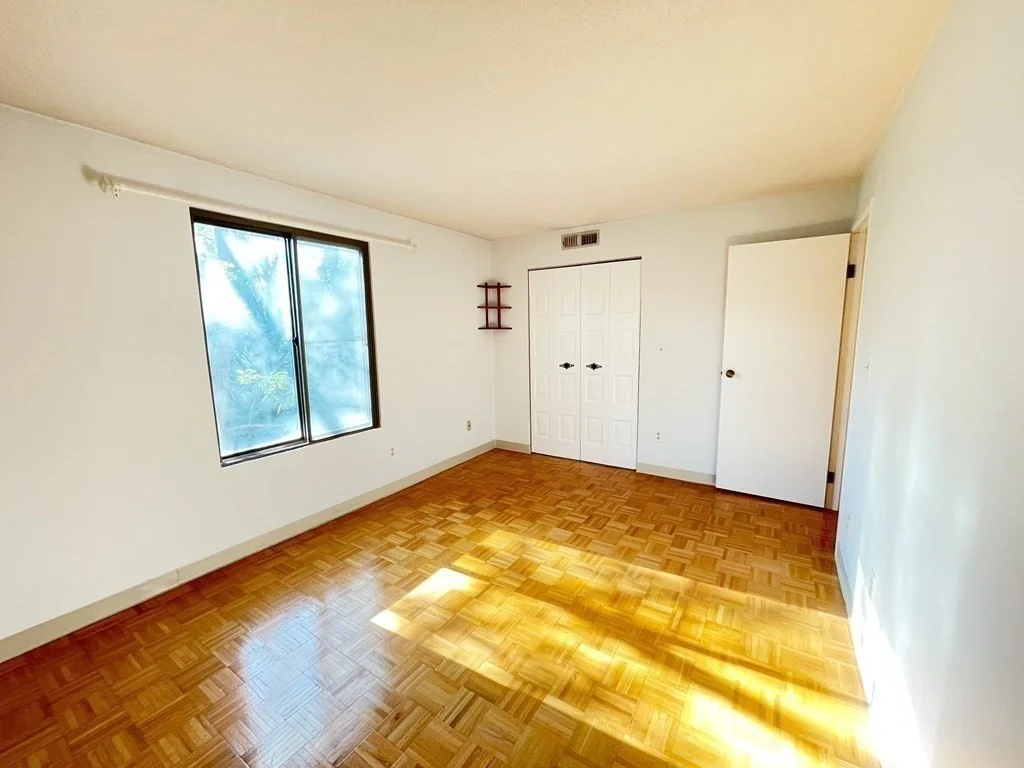 1580 Massachusetts Ave, Harvard Square