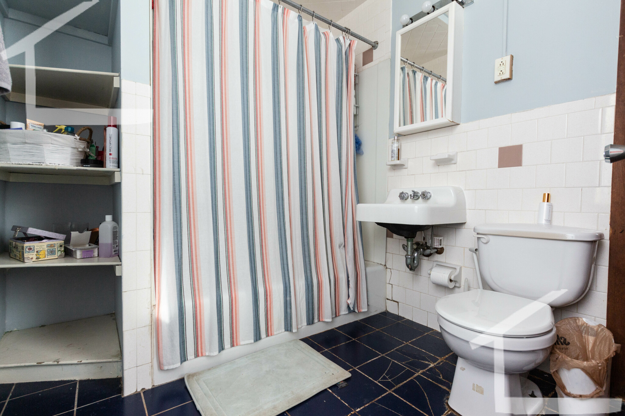 32 Park Vale Ave, Brighton