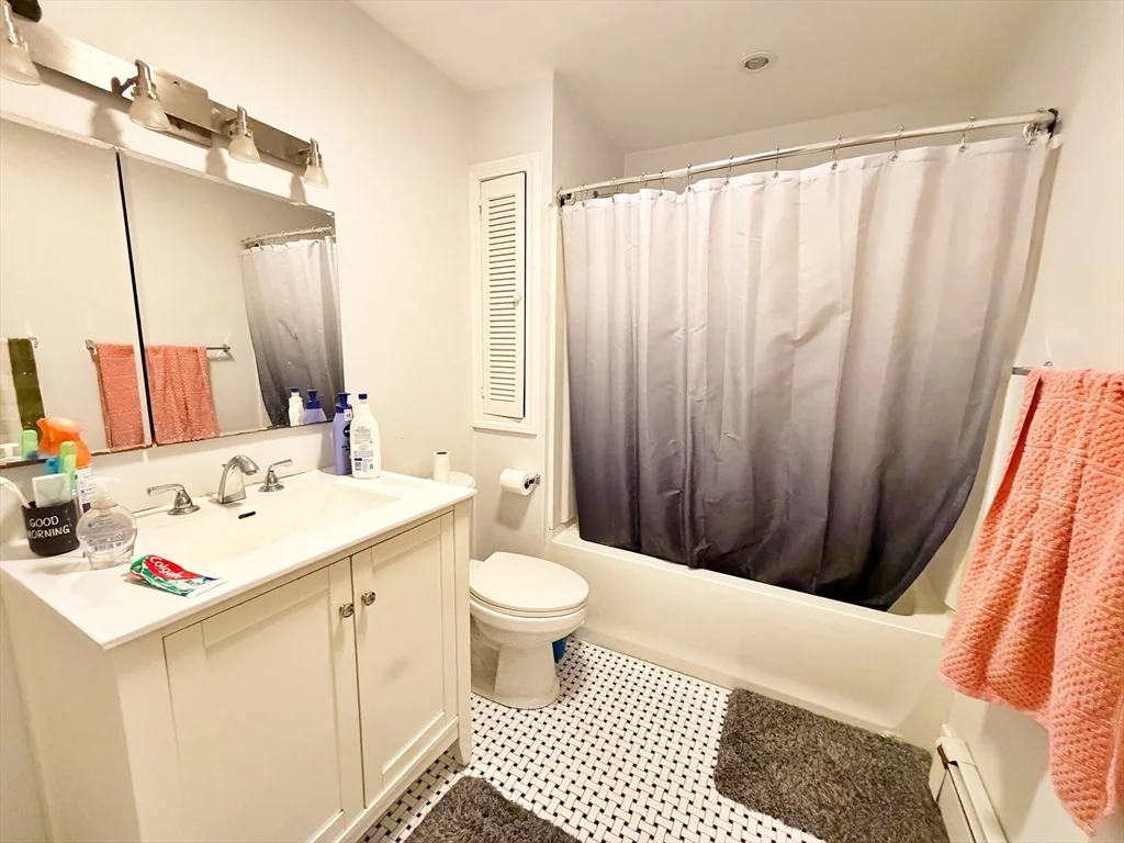 44 White St, East Boston