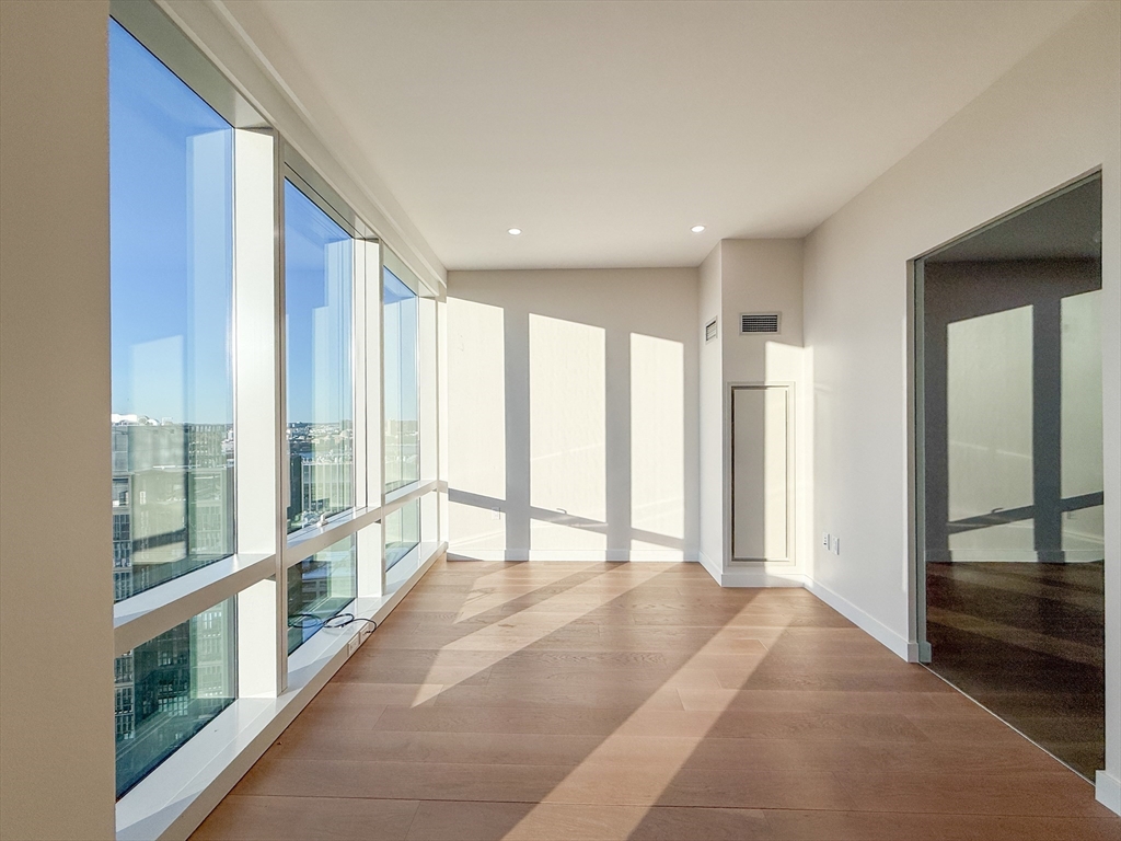 188 Brookline Ave, Fenway