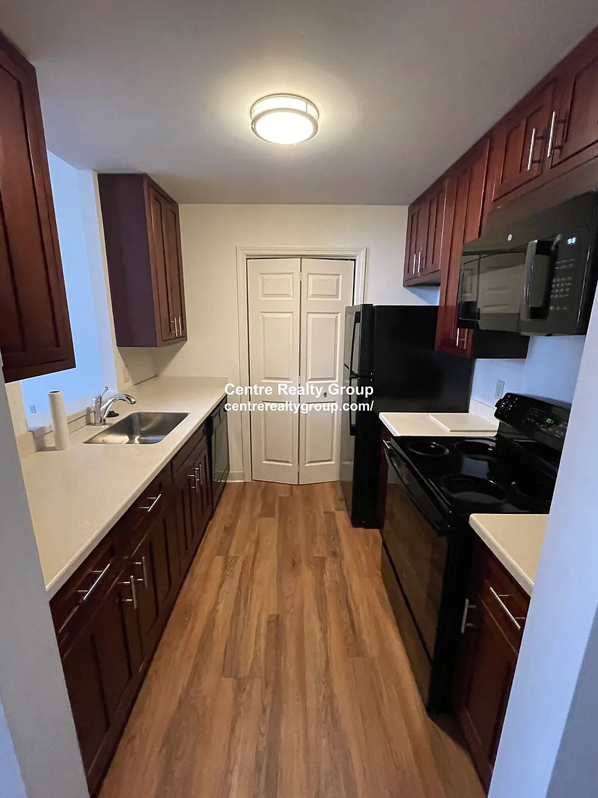 1600 Washington St, West Newton