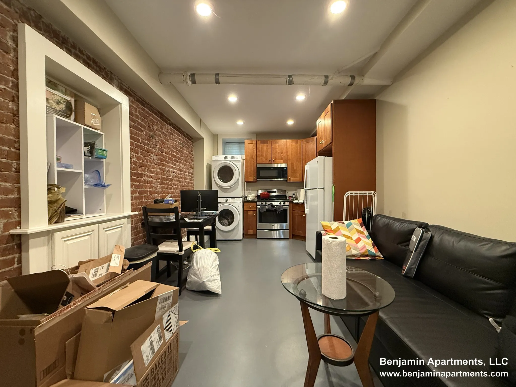 36 High St, Brookline