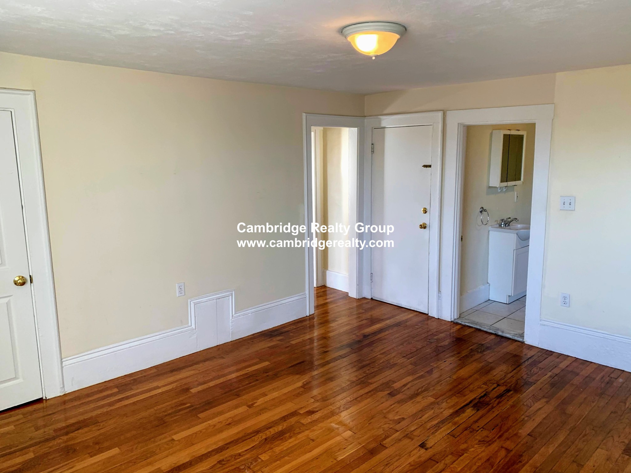 41 Crescent St, Medford Street / The Neck