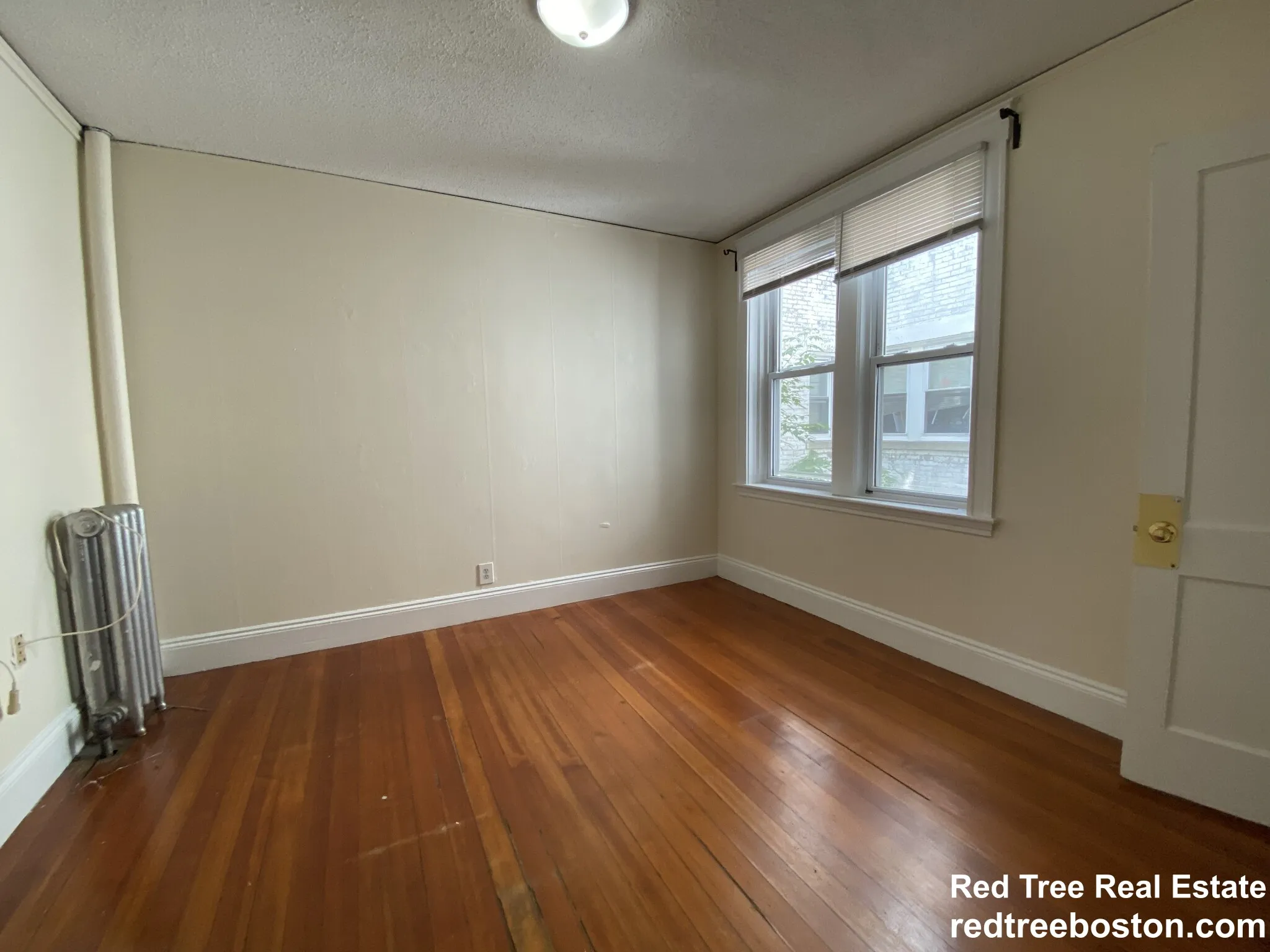 518 Cambridge St, Allston