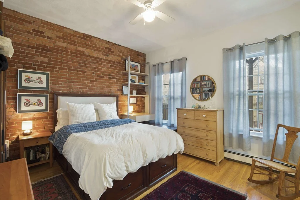 26 Bigelow St, Central Square