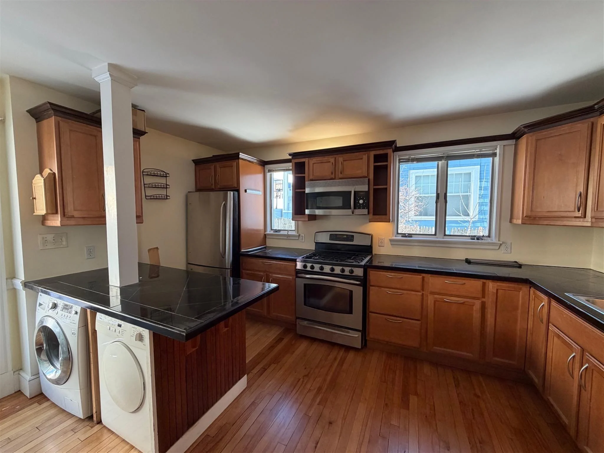 67 Fairfax St, West Somerville