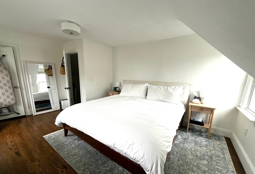 53 Henderson St, Arlington