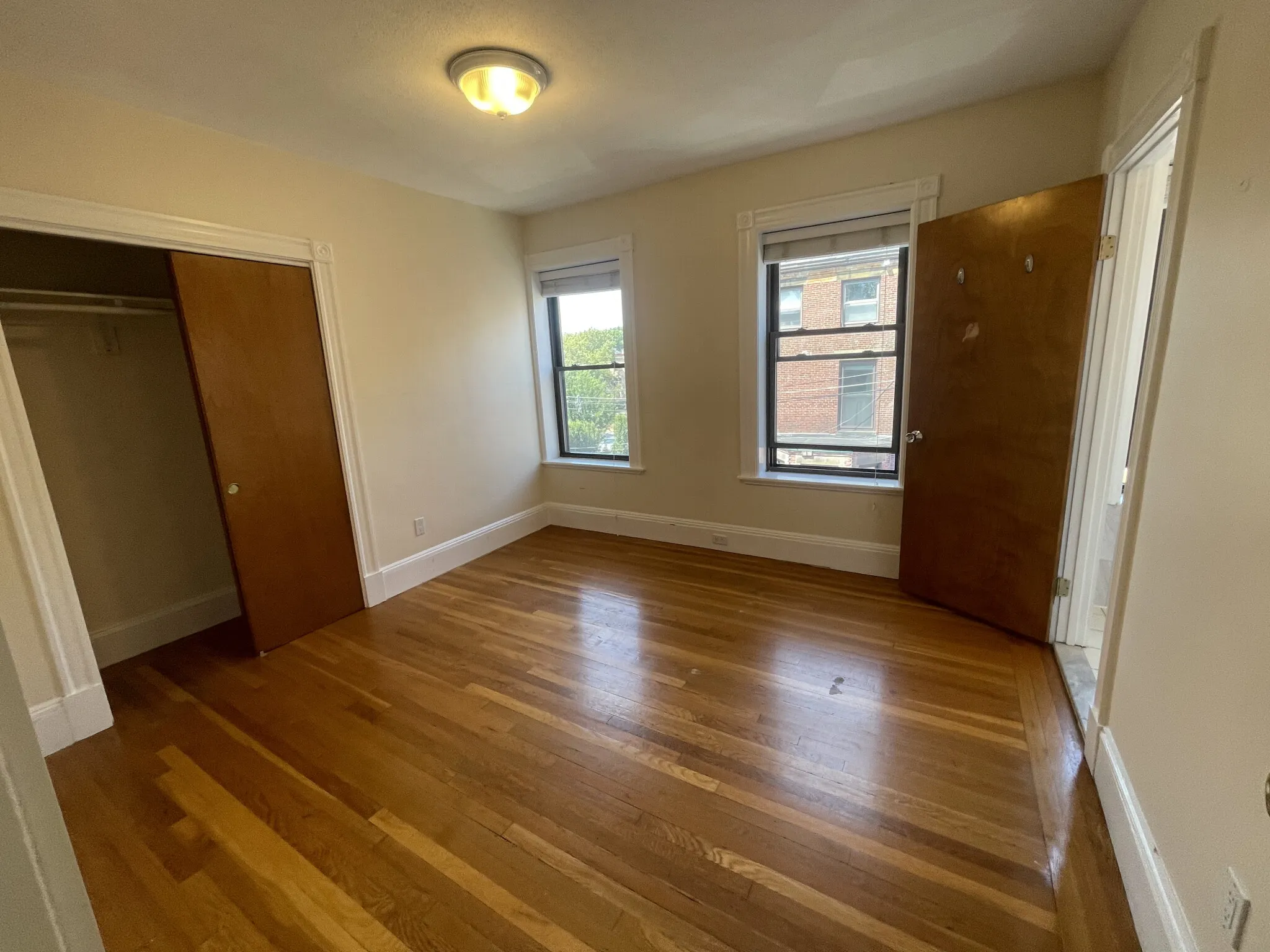 12 Dean Rd, Brookline