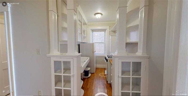 11 Gray St, Neighborhood Nine