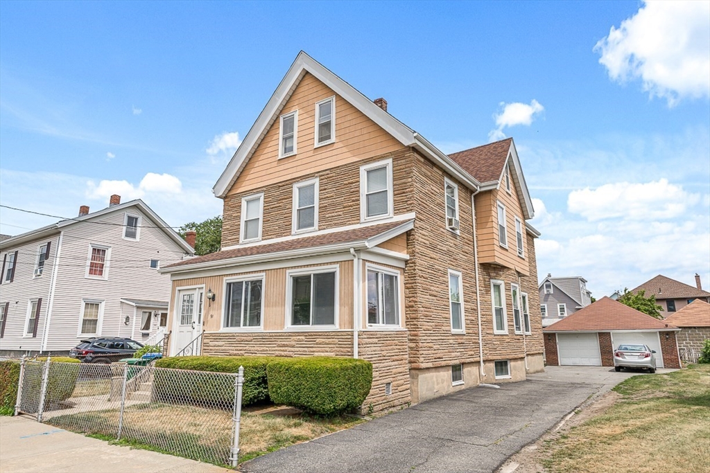 91 Third St, Medford