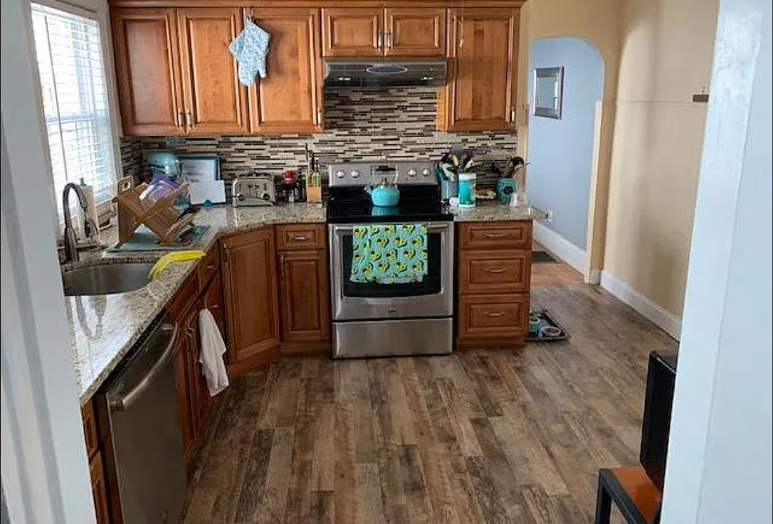 36 Boston Ave, Powder House Square