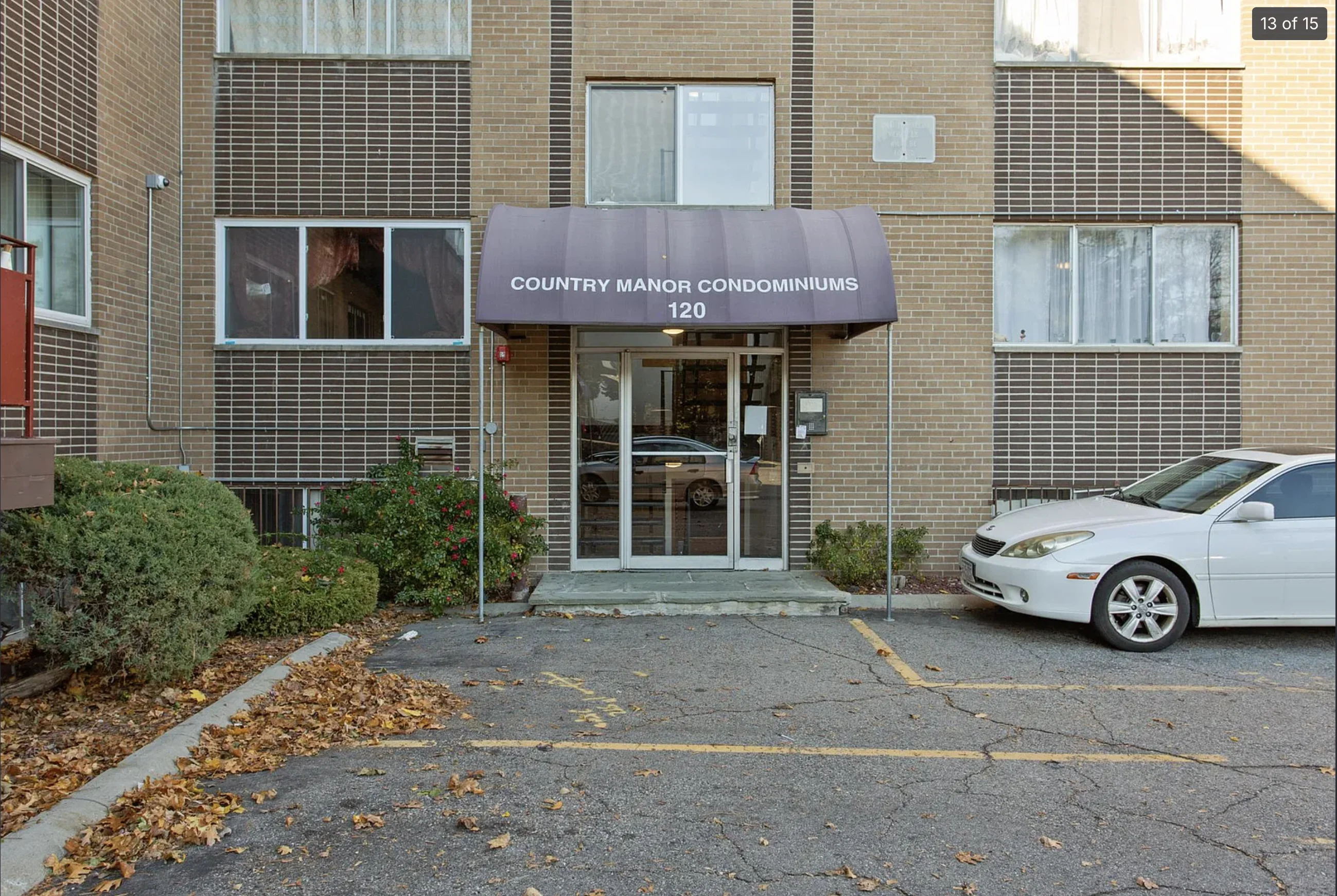 120 Bradlee St, Hyde Park