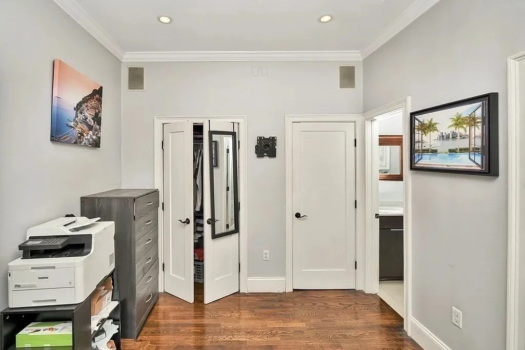 254 Bowen St, South Boston