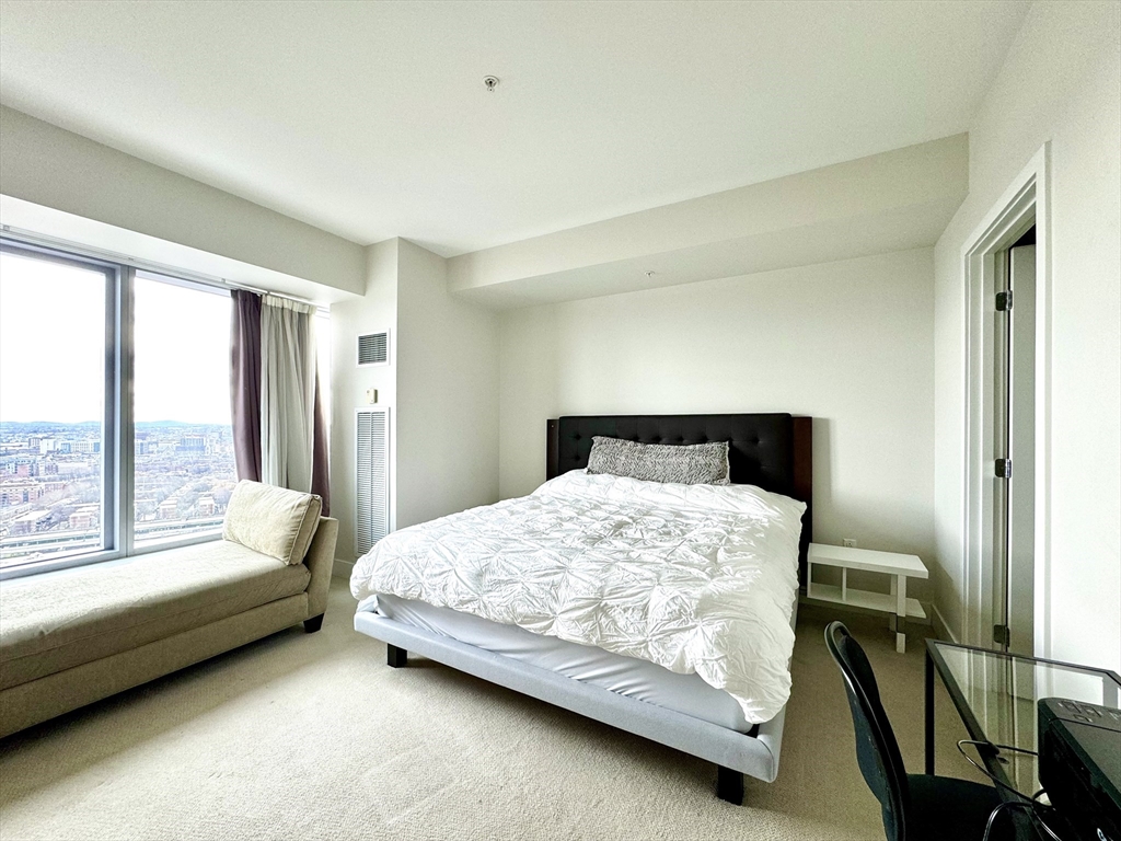 110 Stuart St, Back Bay