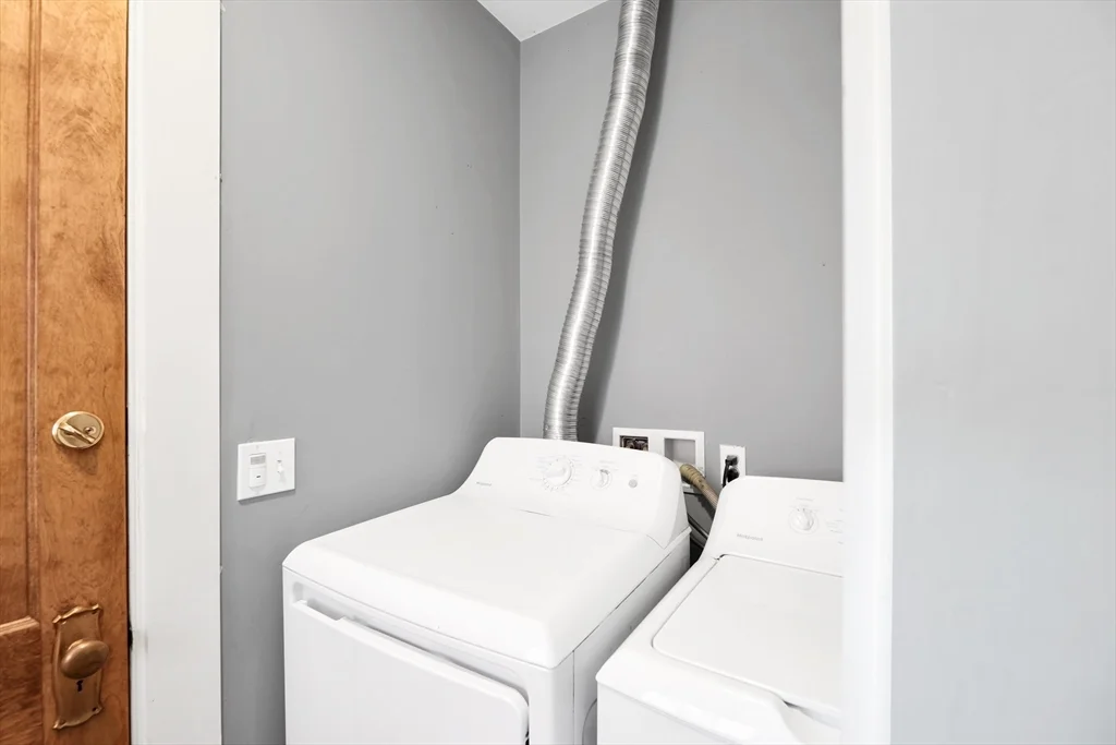 79 Perkins St, Jamaica Plain