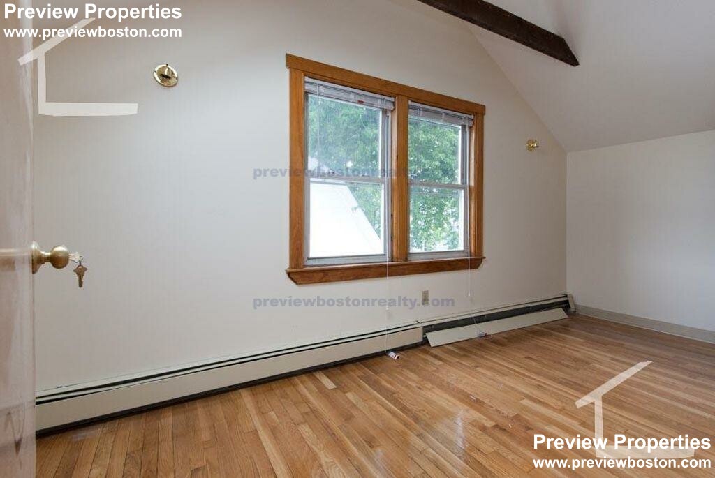 171 Cambridge St, Lower Allston