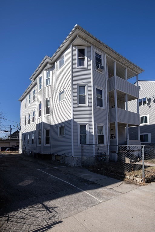 168 Dewey, Worcester