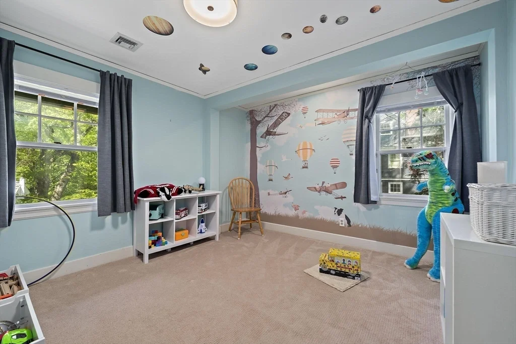 19 Ridge Rd, Newton