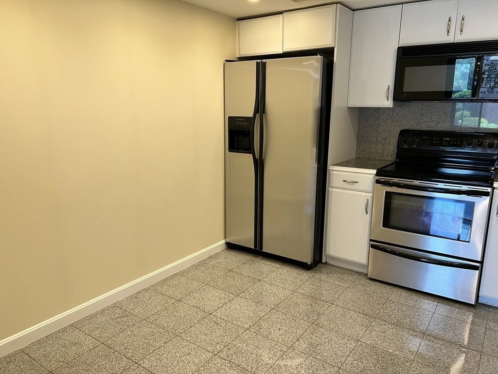 404 Paradise Rd, Swampscott