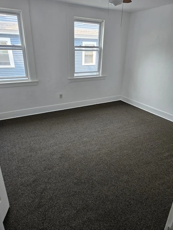 18 Windsor Ct, Southbridge