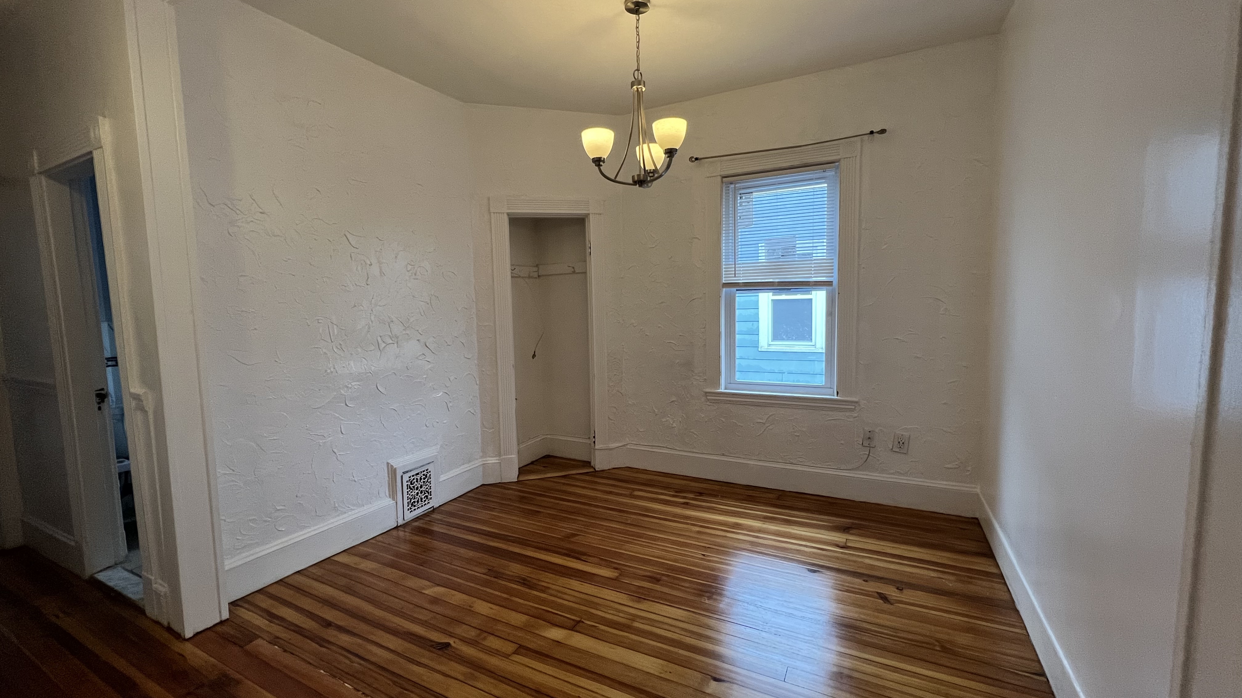 24 Litchfield St, Lower Allston