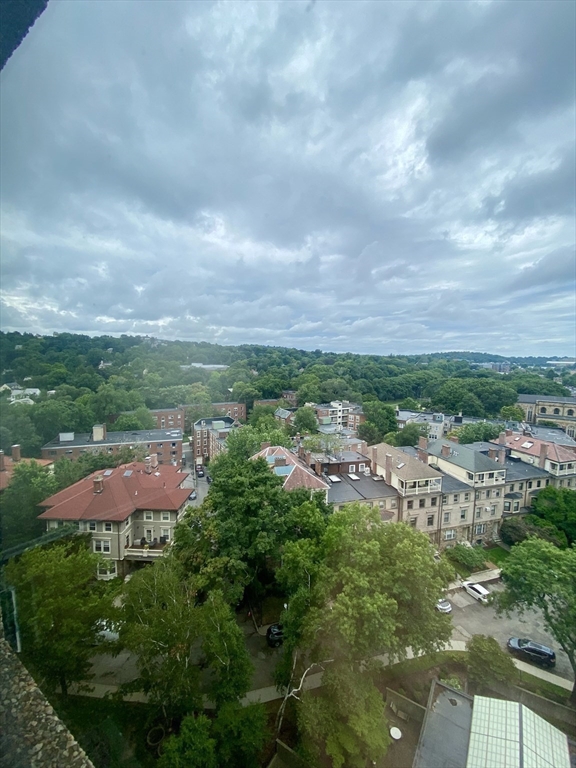 1731 Beacon St, Brookline