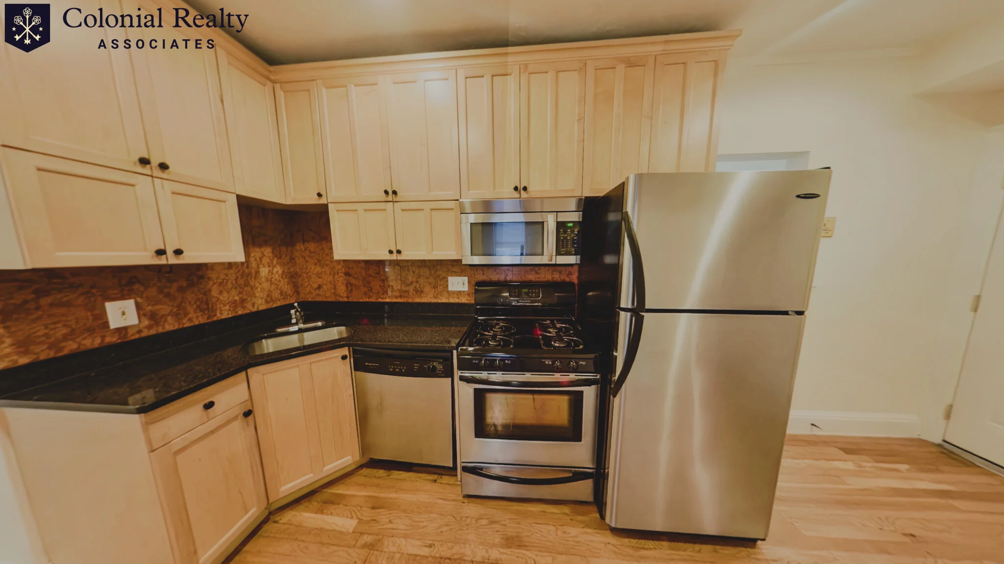 79 Thatcher St, North Brookline