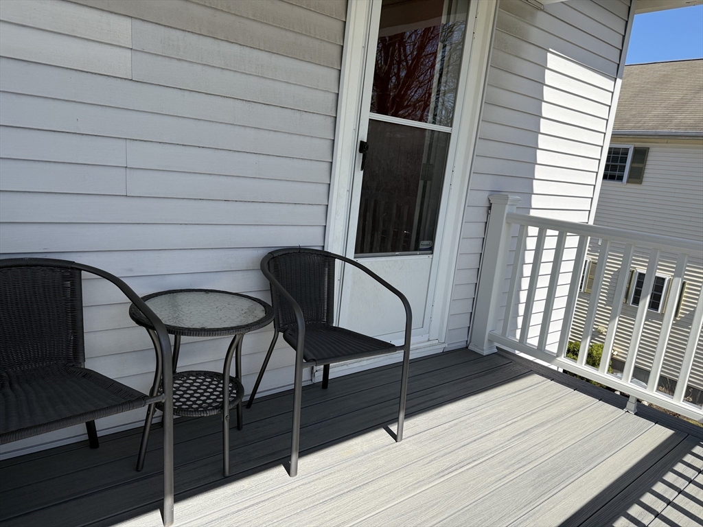 57 W Milton, Hyde Park