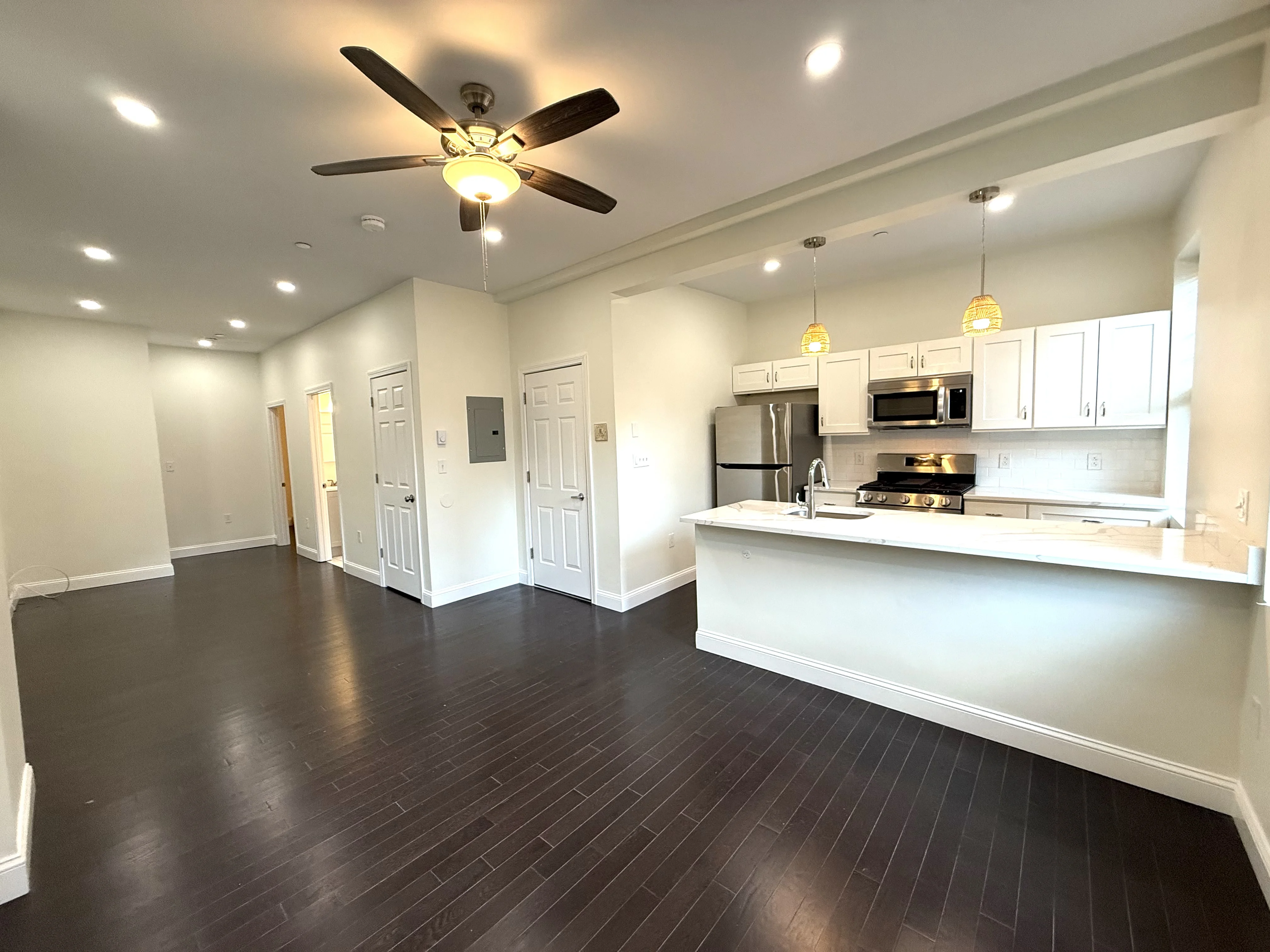 49 Charter St, North End