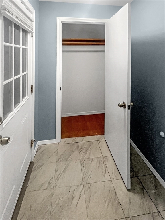 75 Mendon Rd, Attleboro