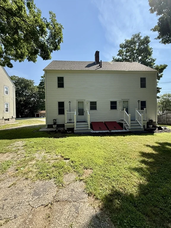 487 Mill St, Worcester