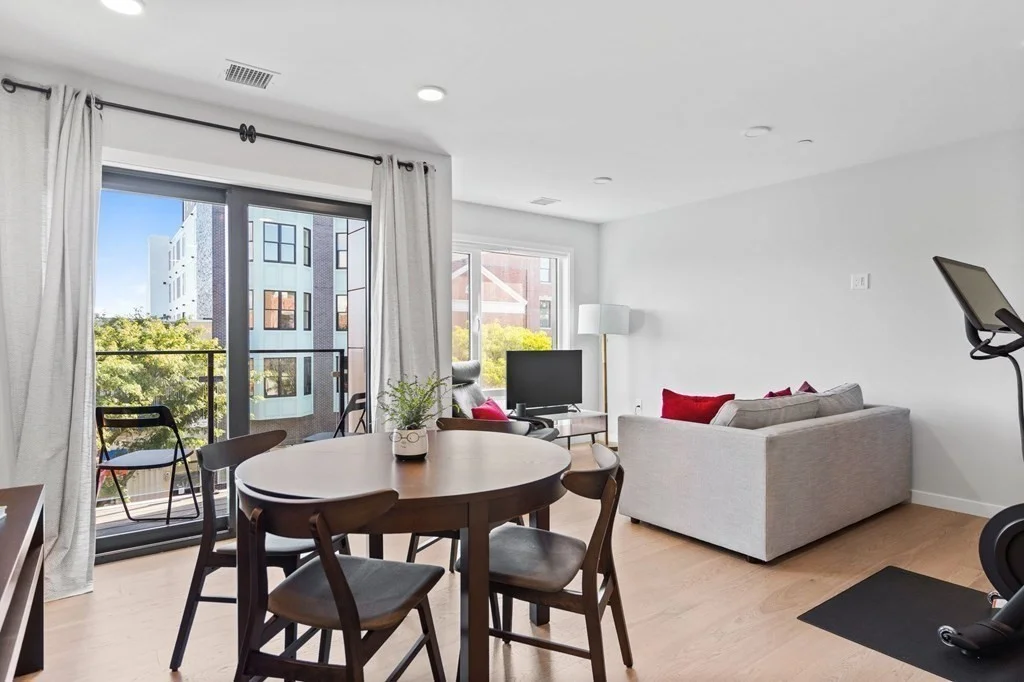 457 West Broadway, South Boston