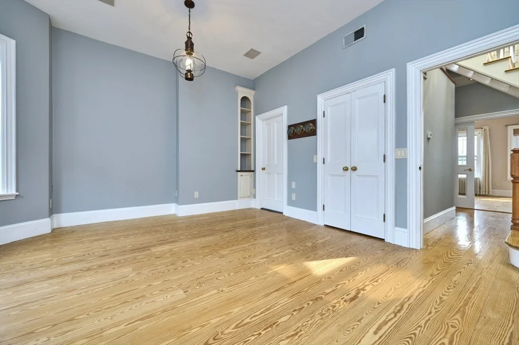 32 Yarmouth St, South End