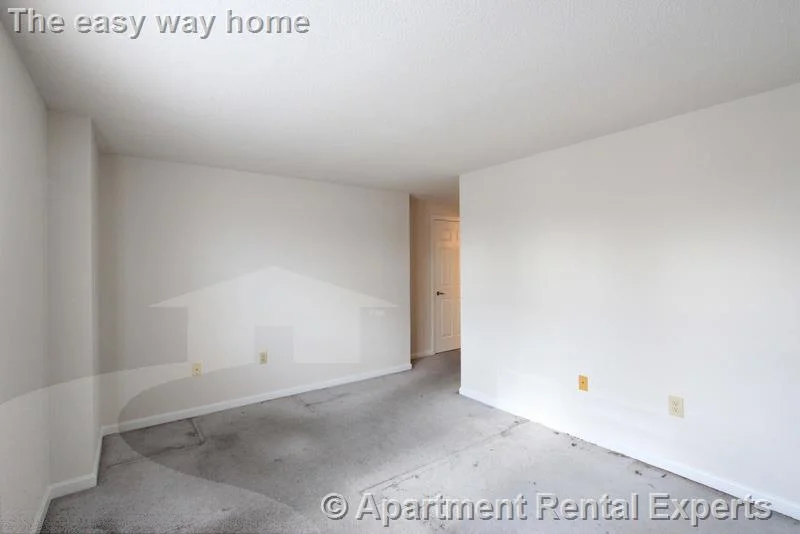 175 Beacon St, Ward Two