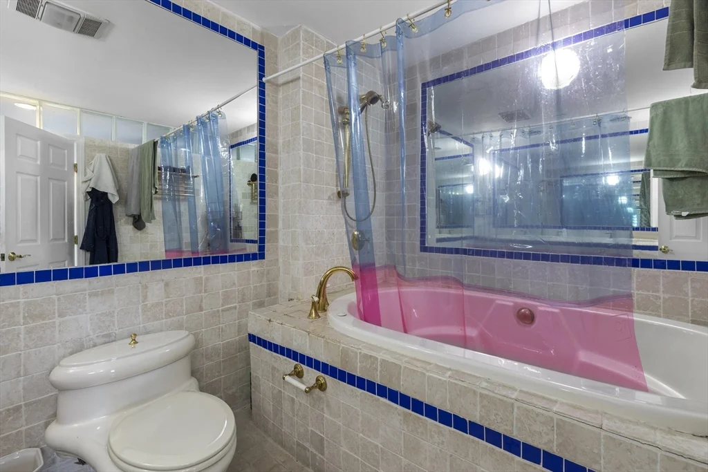 241 Perkins St, Jamaica Plain