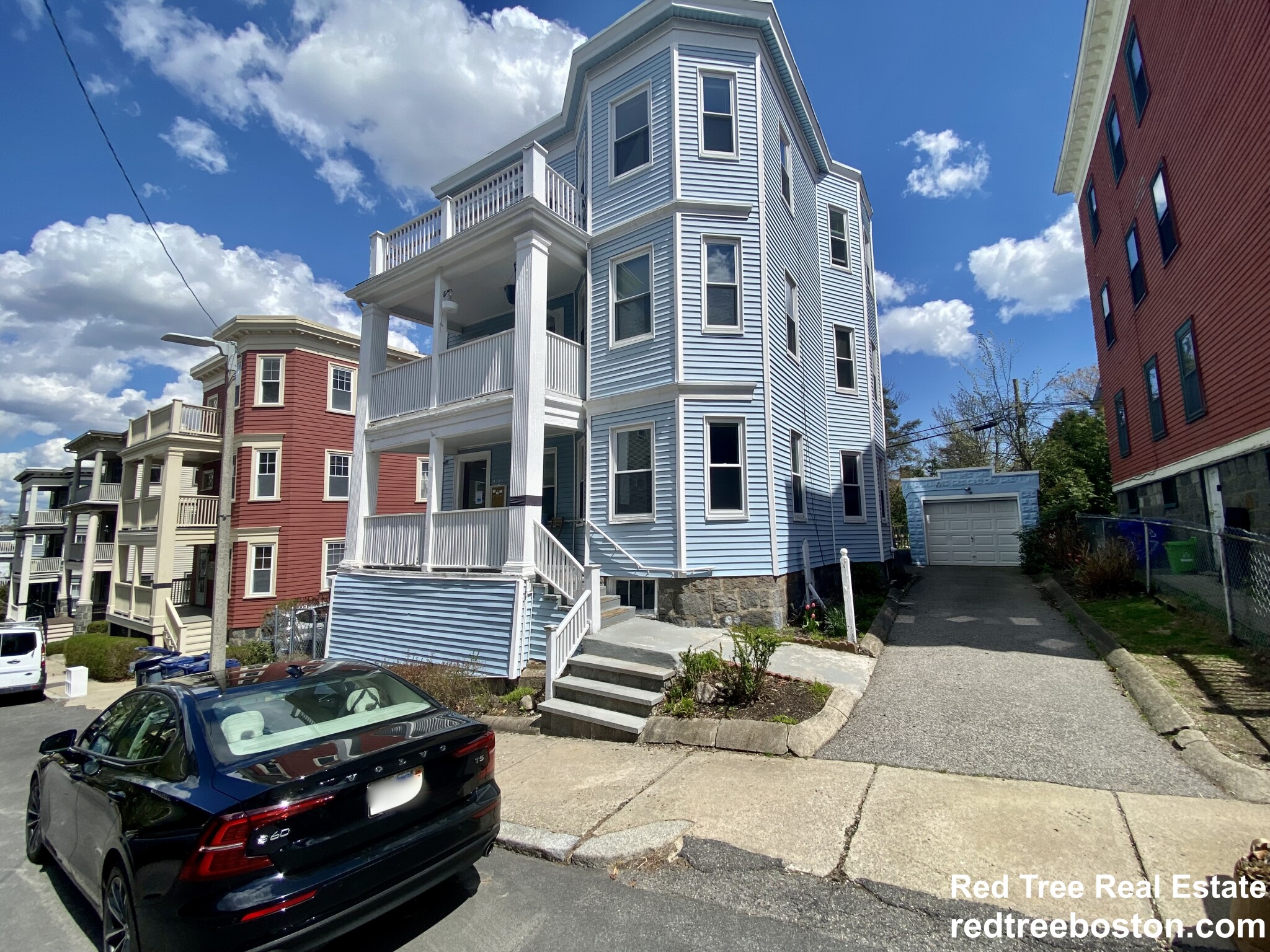 11 Parkton Rd, Jamaica Plain