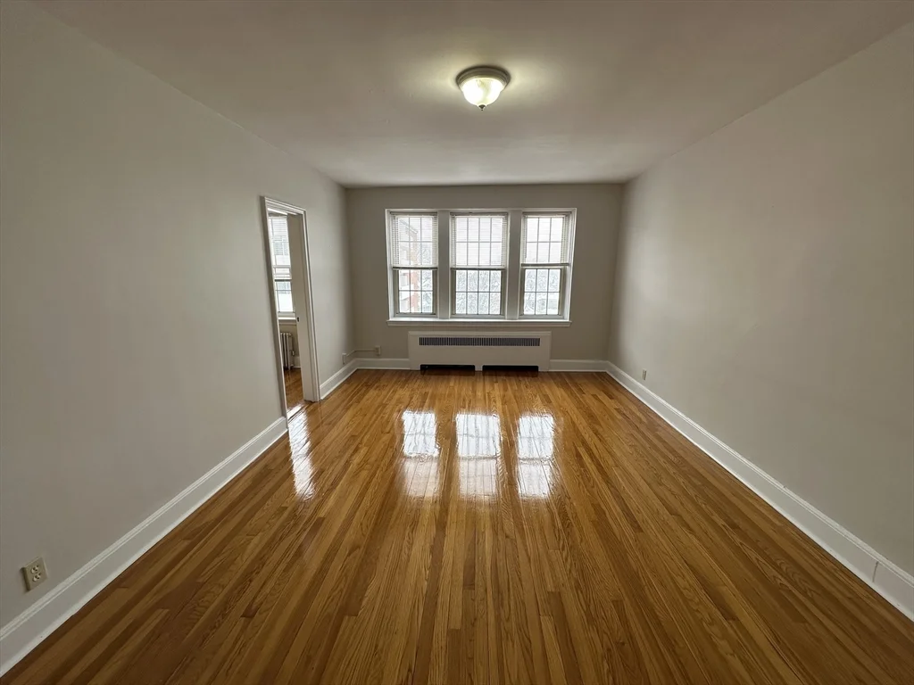 24 Concord Ave, Harvard Square