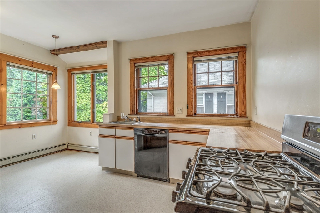 375 Mt Auburn, West Cambridge