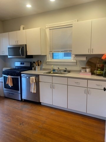 699 E 7th St, South Boston