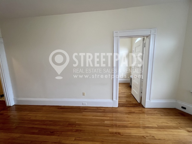 2 Ware St, Mid-Cambridge