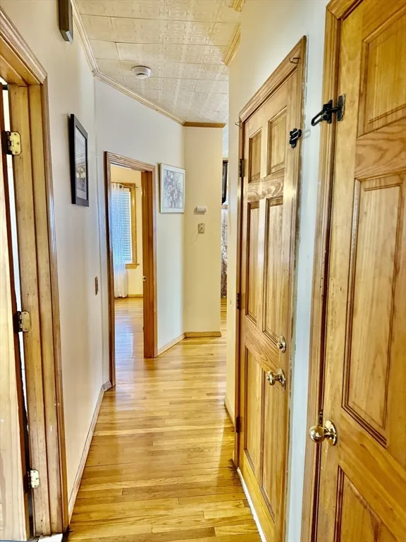 9 Newhall St, Lowell