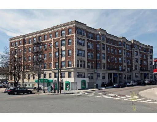 370 Chestnut Hill Ave, Brighton